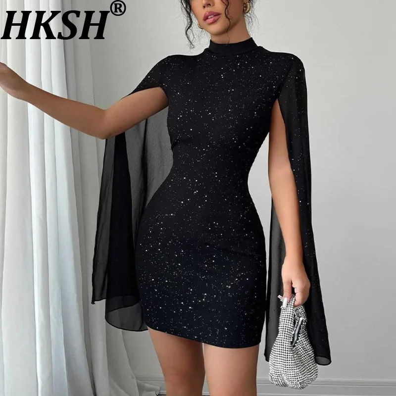 Женское короткое платье HKSH с длинными рукавами, шалью, приталенное, с заклепками и стразами, элегантное, класса люкс, трендовое, летнее HK22432
Женское короткое платье HKSH с длинными рукавами, шалью, приталенное, с заклепками и стразами, элегантное, класса люкс, трендовое, летнее HK22432
