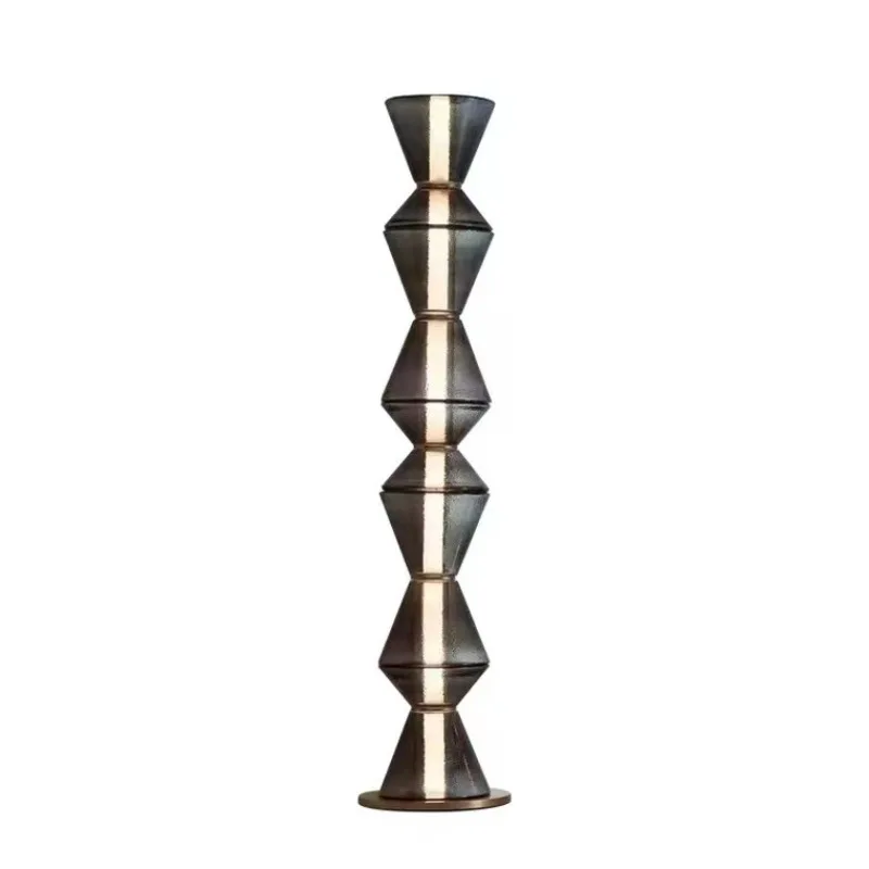 Design sense glass living room sofa floor Nordic creative study bedroom bedside table lamp atmosphere vertical lamp
Design sense glass living room sofa floor Nordic creative study bedroom bedside table lamp atmosphere vertical lamp