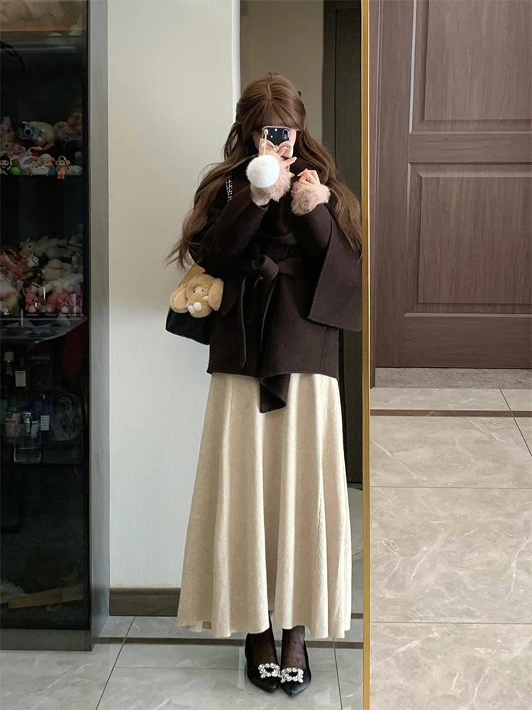 Шерстяное пальто с шарфом и воротником на талии, женская модная зимняя верхняя одежда, теплая одежда из полиэфирного волокна, длинный свек, повседневный Sle
Шерстяное пальто с шарфом и воротником на талии, женская модная зимняя верхняя одежда, теплая одежда из полиэфирного волокна, длинный свек, повседневный Sle