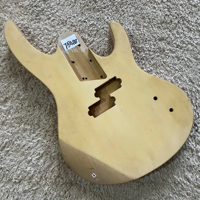 4 Strings Bass Guitar Body Solid Basswood Natural Unfinished DIY Bass Guitar Replacement PartsTB488
4 Strings Bass Guitar Body Solid Basswood Natural Unfinished DIY Bass Guitar Replacement PartsTB488