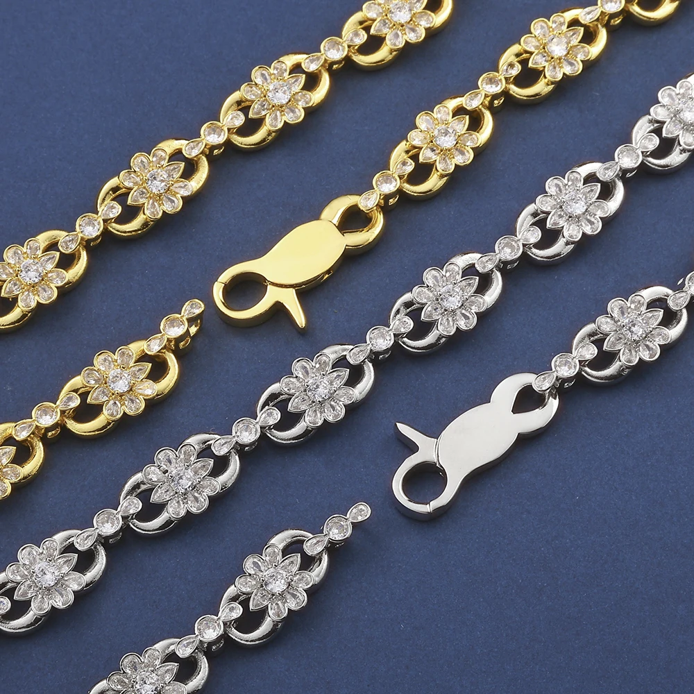 Custom 11mm Cuban Link Chain Iced out Brass Inlay With Bling 5A CZ Plate 18k Gold Daisy Hip Hop Necklace Fine Jewelry Party Gift
Custom 11mm Cuban Link Chain Iced out Brass Inlay With Bling 5A CZ Plate 18k Gold Daisy Hip Hop Necklace Fine Jewelry Party Gift