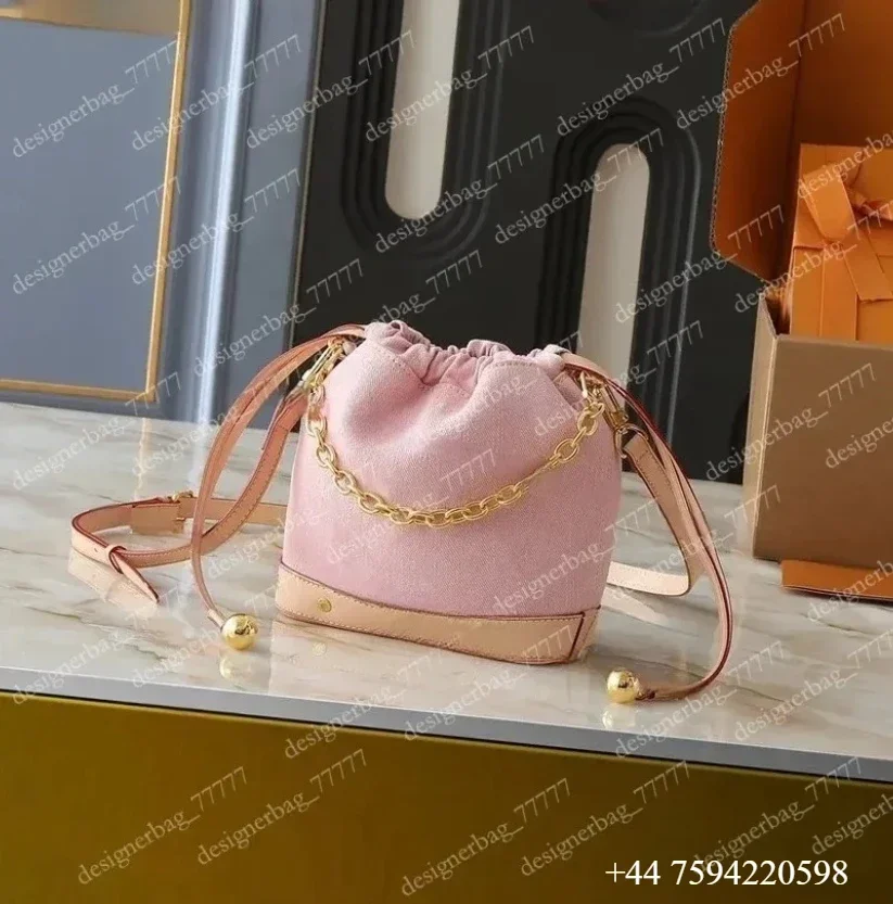 Designer bag pink series women's handbag luxury underarm shoulder bag nano water bucket
Designer bag pink series women's handbag luxury underarm shoulder bag nano water bucket
