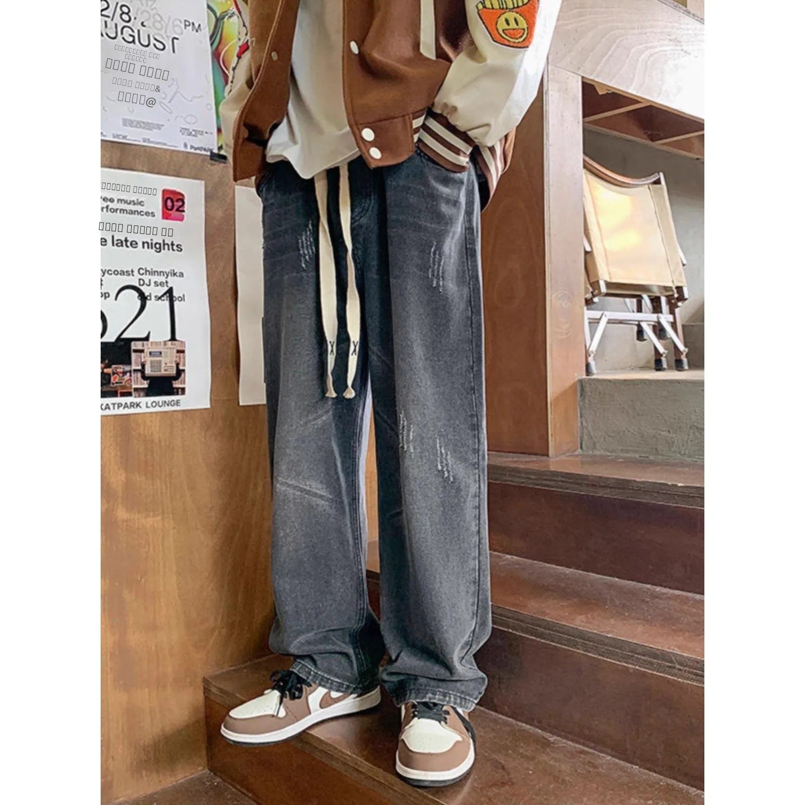 Large Size 300 Pounds American Retro Washed Distressed Jeans Men's Autumn Winter Loose Straight Leg Floor-Length Trendy Pants
Large Size 300 Pounds American Retro Washed Distressed Jeans Men's Autumn Winter Loose Straight Leg Floor-Length Trendy Pants