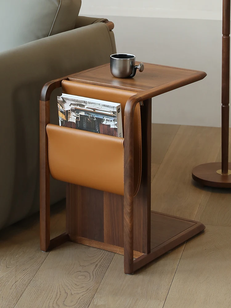 North American black walnut sofa side a few Nordic small coffee table Italian light luxury
North American black walnut sofa side a few Nordic small coffee table Italian light luxury