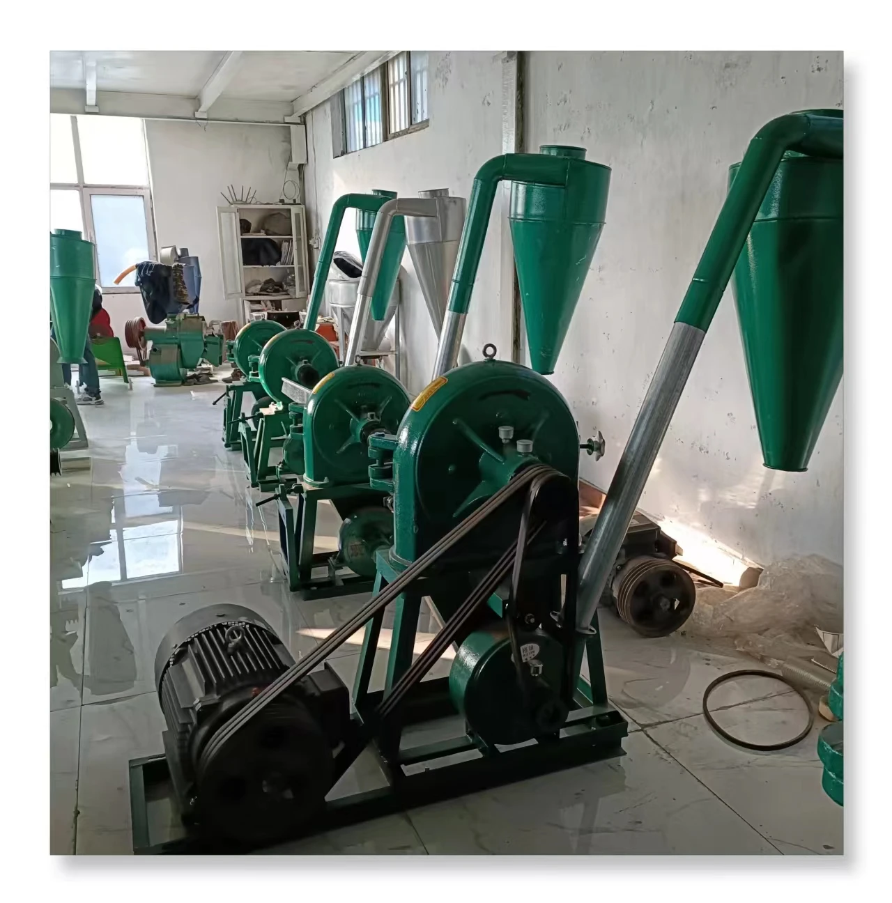 Flour Milling Machinery Grain Corn Crusher Maize Grinding Milling Machine Animal Feed Mixer Corn Mill Grain Grinder Machine
Flour Milling Machinery Grain Corn Crusher Maize Grinding Milling Machine Animal Feed Mixer Corn Mill Grain Grinder Machine