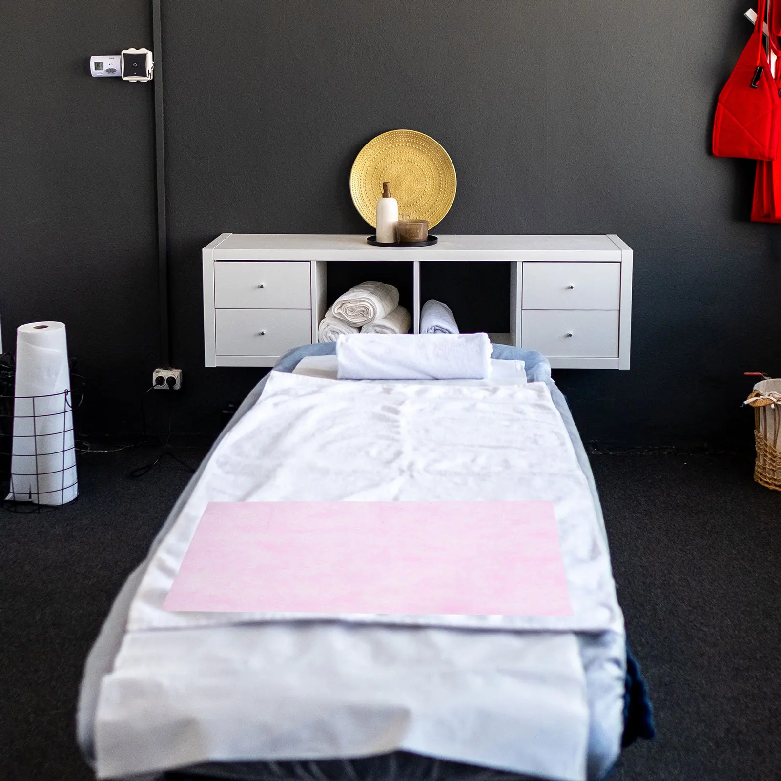 100pcs Waterproof Oil-Resistant Foot Bath Liners Disposable Non-Woven Towels For Spa Salon Hotel Travel Camping Gym Use
100pcs Waterproof Oil-Resistant Foot Bath Liners Disposable Non-Woven Towels For Spa Salon Hotel Travel Camping Gym Use