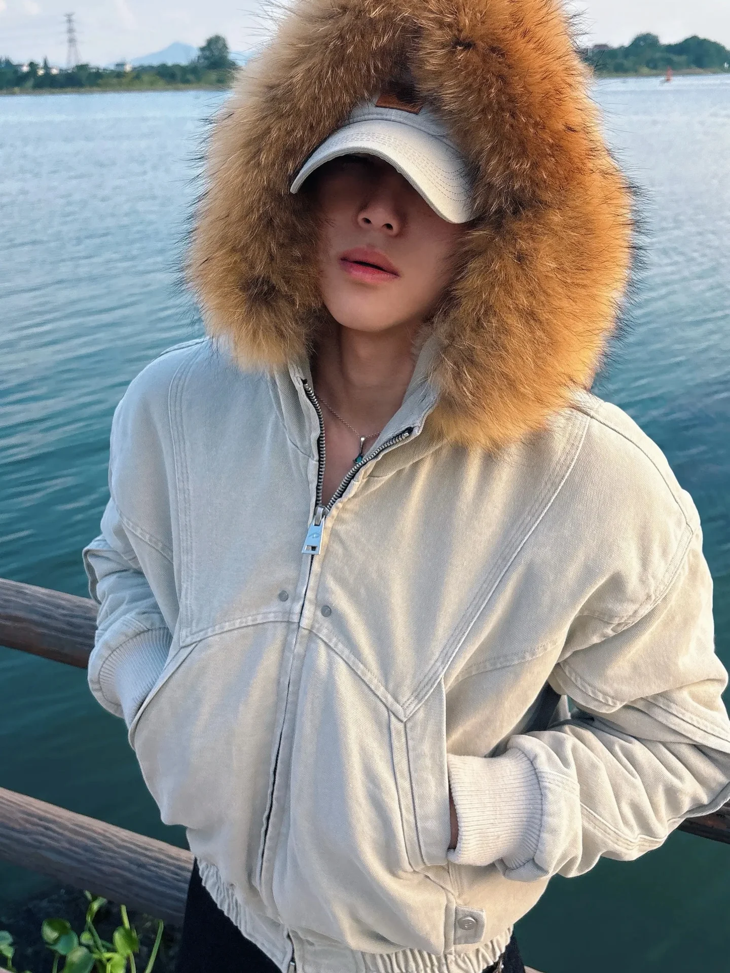 Мужская зимняя куртка из плотного американского канваса Cleanfit Deconstructed Workwear с флисовой подкладкой, на молнии
Мужская зимняя куртка из плотного американского канваса Cleanfit Deconstructed Workwear с флисовой подкладкой, на молнии