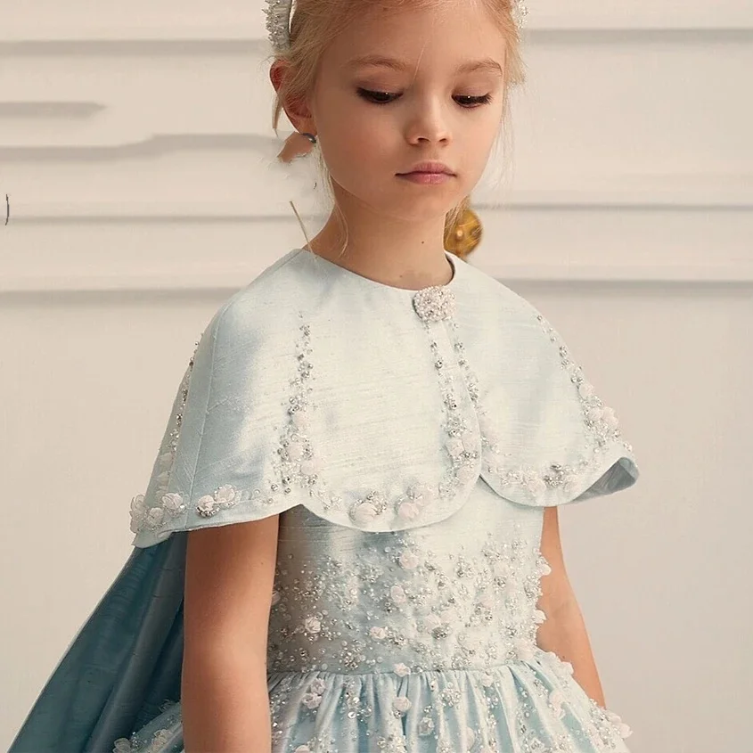Custom Flower Girl Dress with Train for Wedding Formal Pageant Gown for Girls Birthday Party Ball Gown for Kids First Communion
Custom Flower Girl Dress with Train for Wedding Formal Pageant Gown for Girls Birthday Party Ball Gown for Kids First Communion