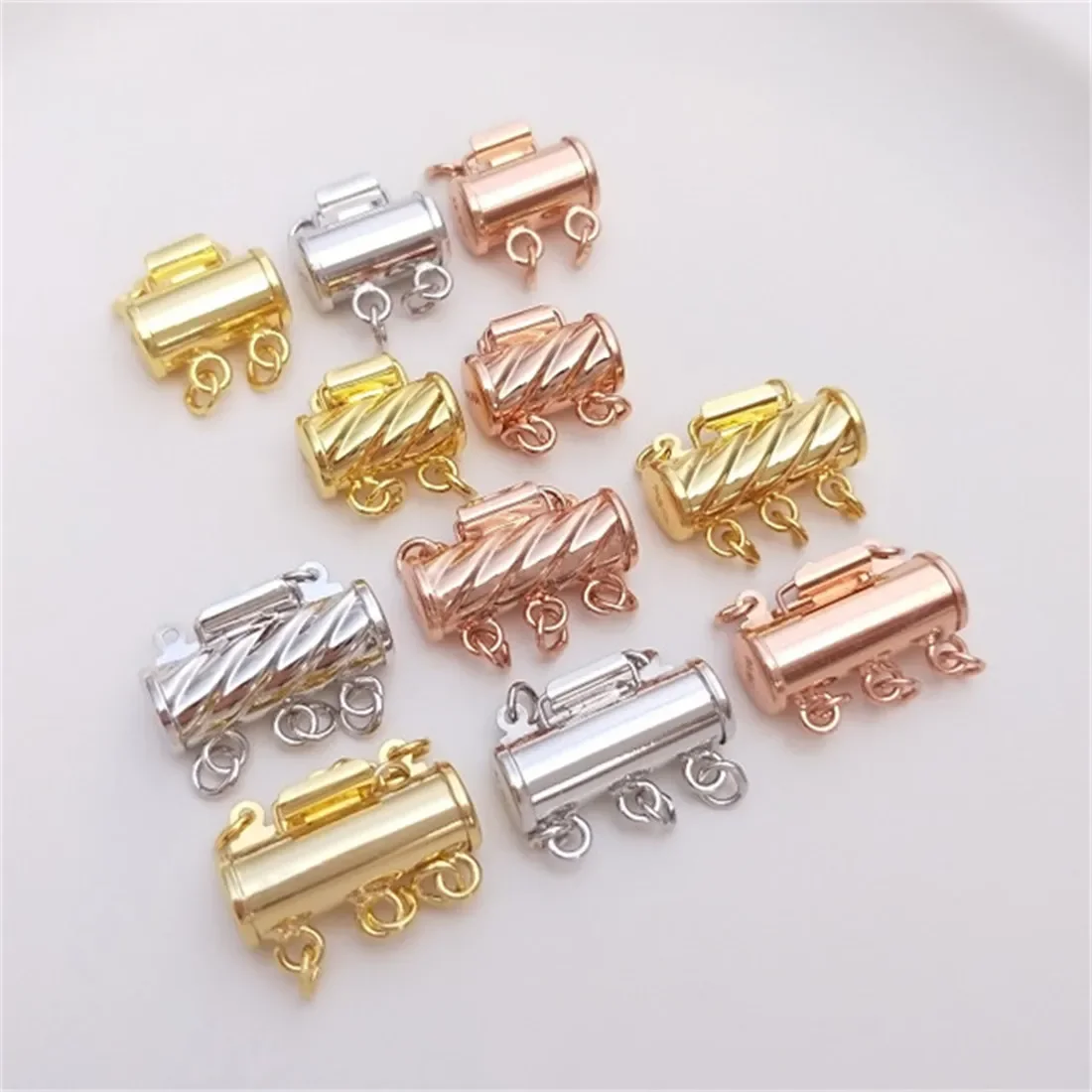 Vacuum-plated 18K Gold Rose Gold Insert Long Tube Multi-breasted DIY Pearl Necklace Buckle Accessory B941
Vacuum-plated 18K Gold Rose Gold Insert Long Tube Multi-breasted DIY Pearl Necklace Buckle Accessory B941