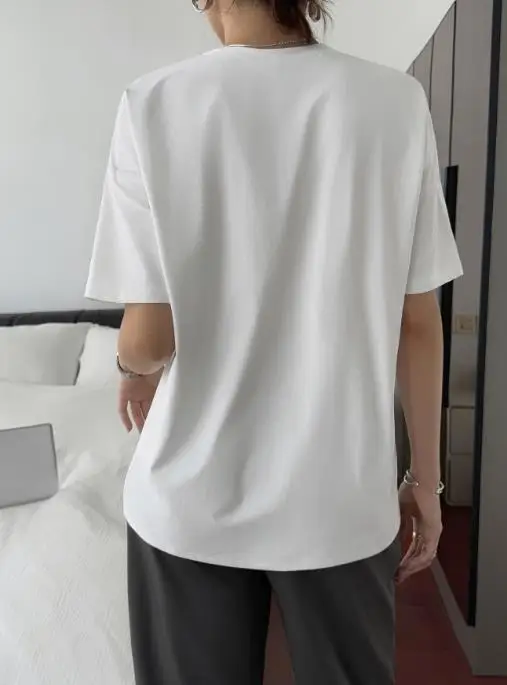 Summer 2025 Women's Casual Loose Straight Tube Short Sleeved T-Shirt Top Animal Pattern Printed Round Neck Casual Loose T-Shirt
Summer 2025 Women's Casual Loose Straight Tube Short Sleeved T-Shirt Top Animal Pattern Printed Round Neck Casual Loose T-Shirt