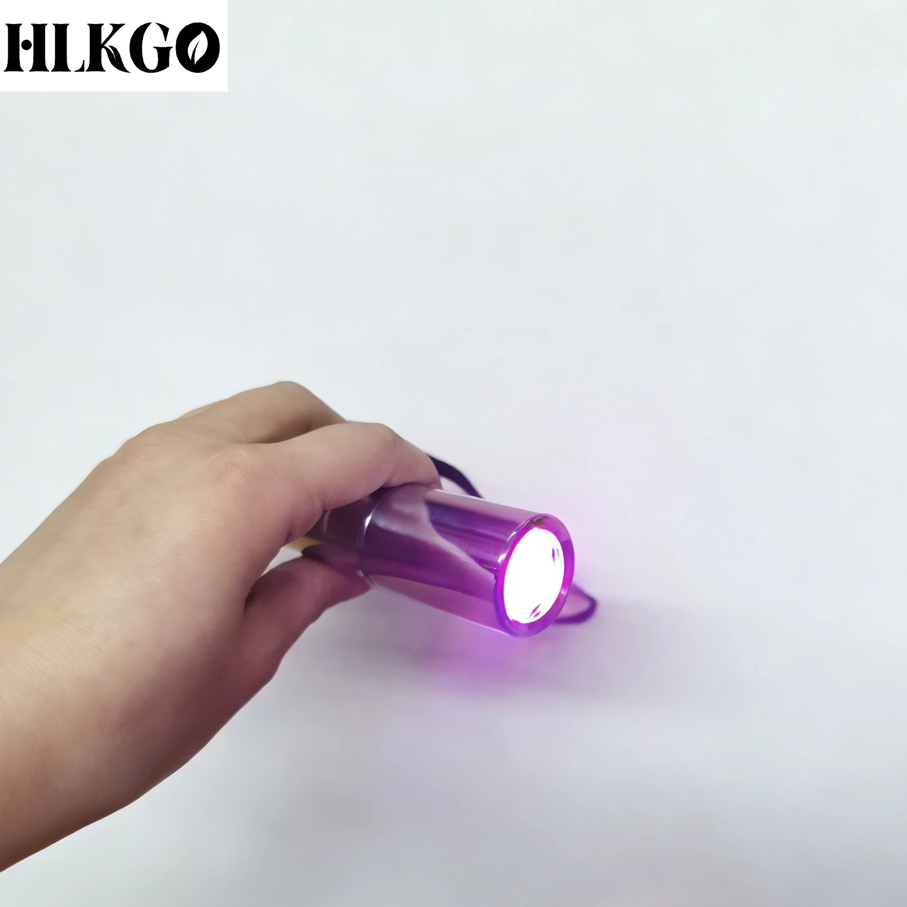 5 Color Modes with 660nm Red & 850nm NIR, Handheld Skin Care Device for Body Pain Relief at Home
5 Color Modes with 660nm Red & 850nm NIR, Handheld Skin Care Device for Body Pain Relief at Home
