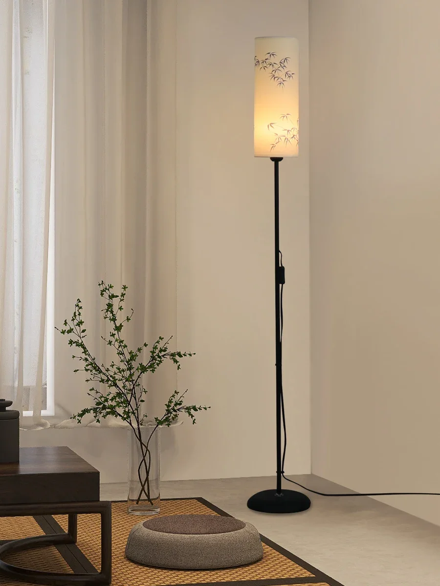 Floor lamp New Chinese Zen Song Dynasty aesthetics Modern homestay Living room next to sofa Decorative vertical black desk
Floor lamp New Chinese Zen Song Dynasty aesthetics Modern homestay Living room next to sofa Decorative vertical black desk