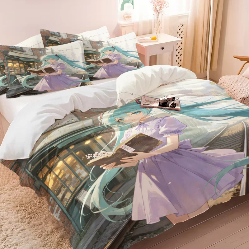 Hatsune Miku Vintage Bookstore Duvet Cover Set Anime Girl Bedding with 1-2 Pillowcases Gaming Room Teens Bedroom Decor Fans Gift
Hatsune Miku Vintage Bookstore Duvet Cover Set Anime Girl Bedding with 1-2 Pillowcases Gaming Room Teens Bedroom Decor Fans Gift