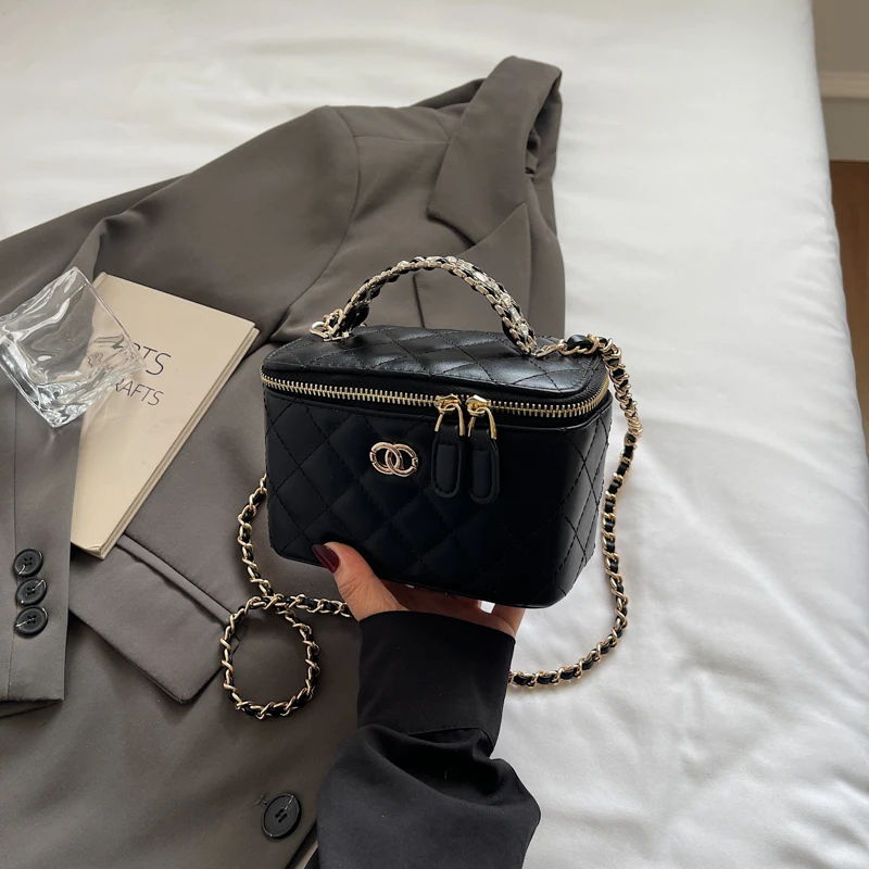 Grand Elegance Женская кожаная сумка через плечо Роскошная винтажная дизайнерская сумка через плечо высокого класса
Grand Elegance Женская кожаная сумка через плечо Роскошная винтажная дизайнерская сумка через плечо высокого класса