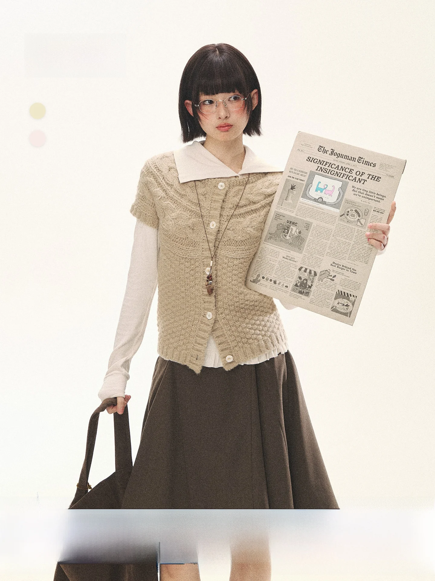 Вязаный кардиган Holid Map "Glutinous Tead" из смесовой шерсти в стиле ретро с круглым вырезом и коротким рукавом, женская модная коллекция Весна 2026
Вязаный кардиган Holid Map "Glutinous Tead" из смесовой шерсти в стиле ретро с круглым вырезом и коротким рукавом, женская модная коллекция Весна 2026