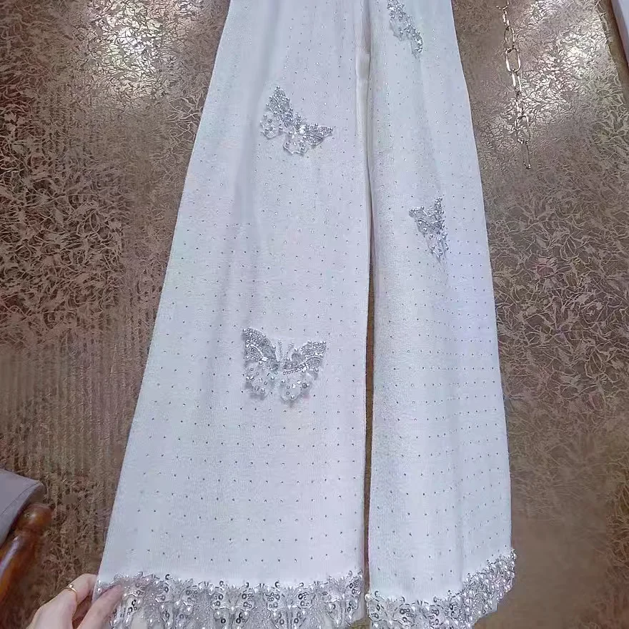 Luxury Style Beaded Stitch Hot Drilling Knitted Pants Heavy Industry Pearls Wide-Leg Pants Autumn Winter 2024 Women Trousers
Luxury Style Beaded Stitch Hot Drilling Knitted Pants Heavy Industry Pearls Wide-Leg Pants Autumn Winter 2024 Women Trousers