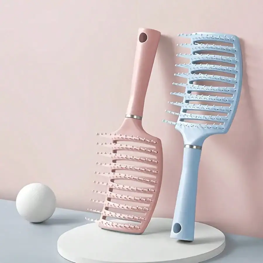 1pc Professional Curved Vented Hair Detangling Brush For Women, Chic Scalp Massage Hairbrush Effortless Wet Dry Styling Comb, Gentle Hollow Out Ribs Design Hair Care Tool Graduation Season Back To School Christmas Gift
1pc Professional Curved Vented Hair Detangling Brush For Women, Chic Scalp Massage Hairbrush Effortless Wet Dry Styling Comb, Gentle Hollow Out Ribs Design Hair Care Tool Graduation Season Back To School Christmas Gift