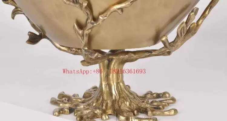 Copper Detachable Living Room Fruit Basin, Fruit Basket, High-end Fruit Plate Decoration
Copper Detachable Living Room Fruit Basin, Fruit Basket, High-end Fruit Plate Decoration