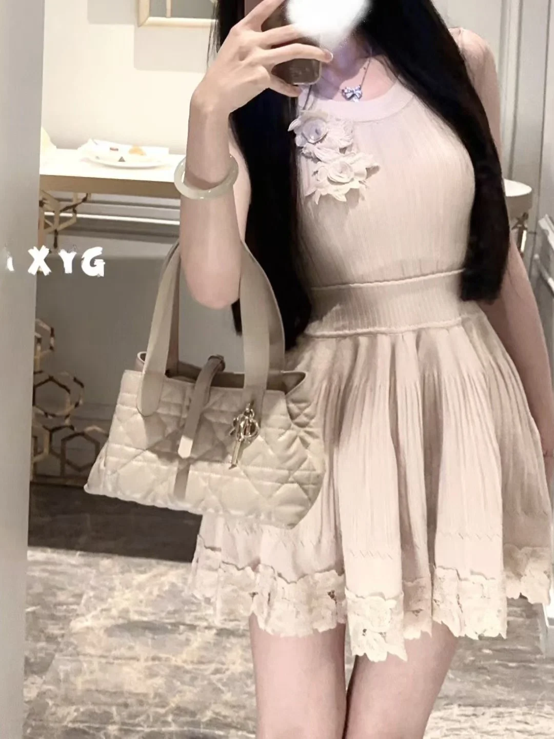 LXYG Summer New Knitted Sleeveless Neck Hanging Vest Dress Women's High Waist A-Line Skirt Lace Floral Print Breathable Dress
LXYG Summer New Knitted Sleeveless Neck Hanging Vest Dress Women's High Waist A-Line Skirt Lace Floral Print Breathable Dress