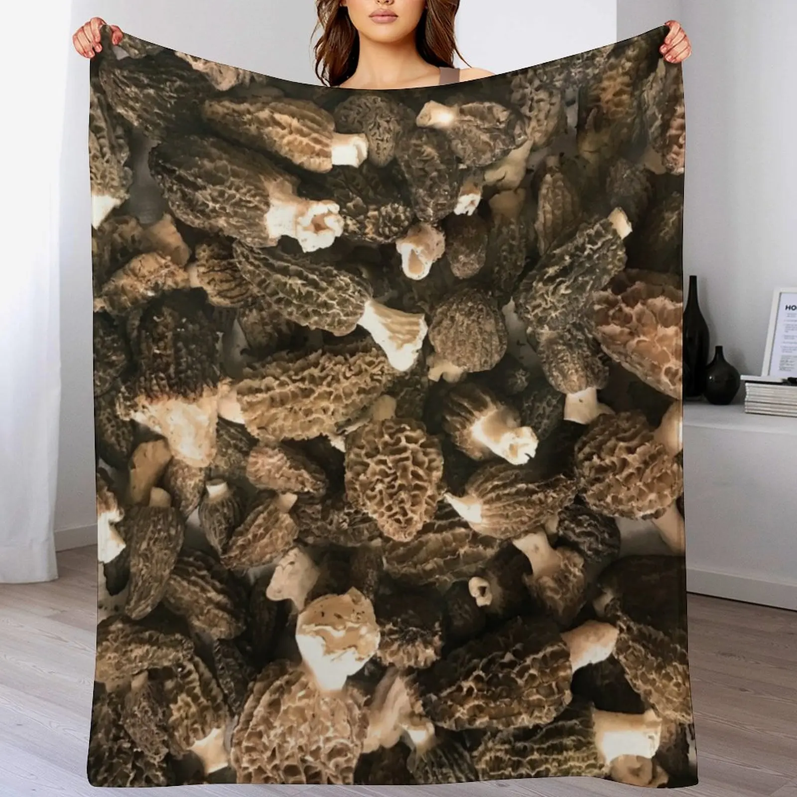 Morel Hunting Haul Throw Blanket Cozy Microfiber Throw Blanket for Home Bedroom
Morel Hunting Haul Throw Blanket Cozy Microfiber Throw Blanket for Home Bedroom