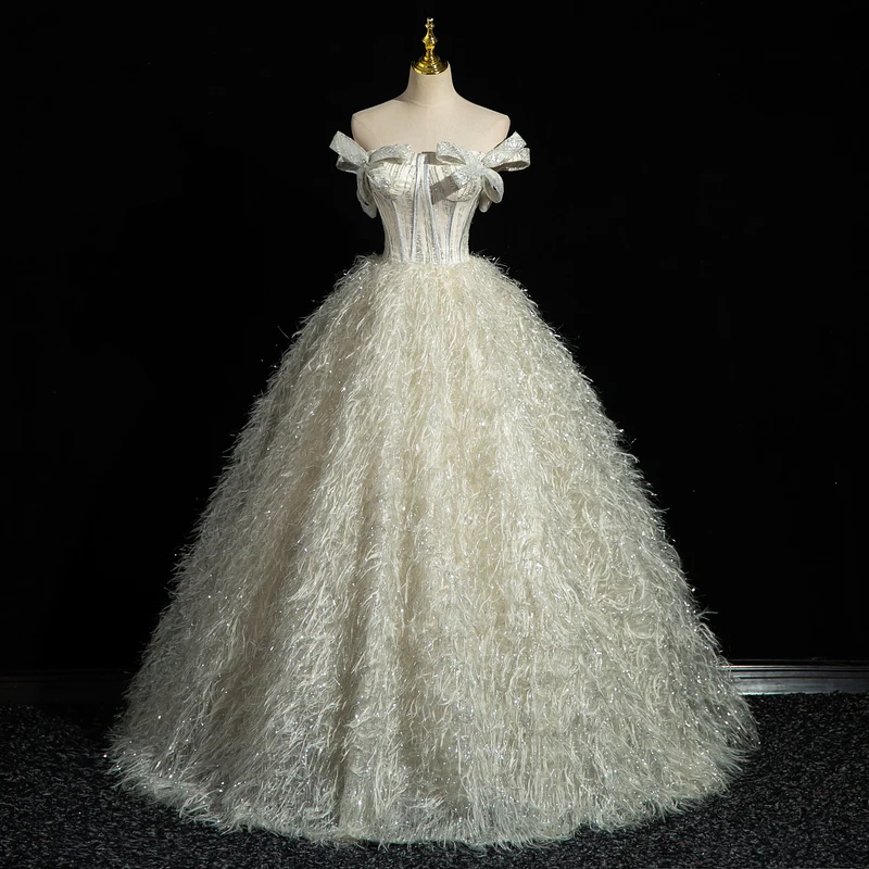 Summer New Quinceanera Dresses Elegant Strapless Party Dress Classic Ball Gown bodice with a large bow tie sash.
Summer New Quinceanera Dresses Elegant Strapless Party Dress Classic Ball Gown bodice with a large bow tie sash.
