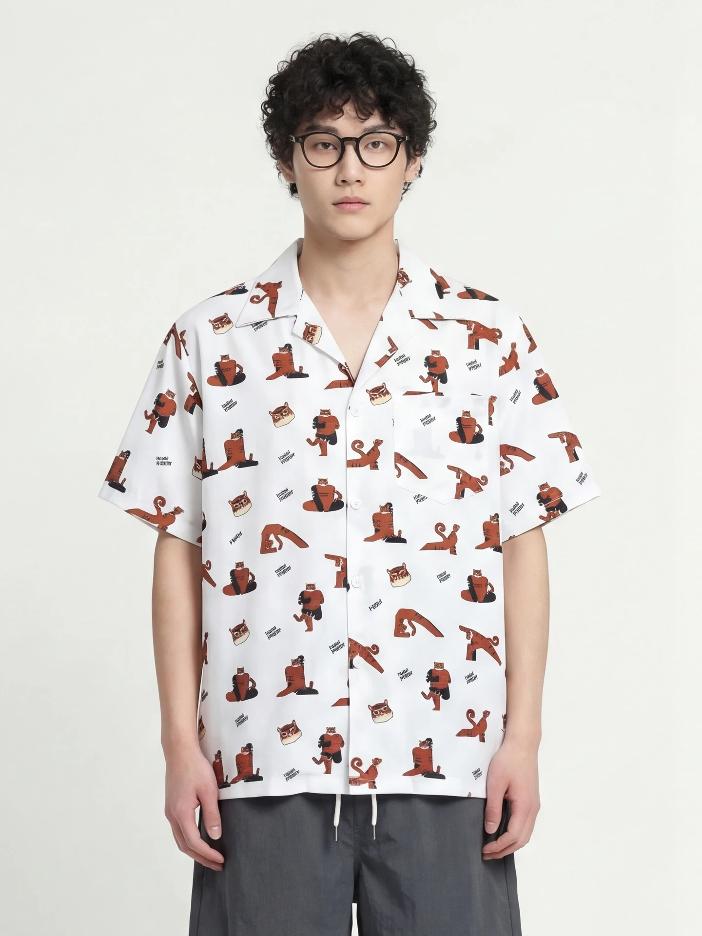 Loose Fit Short Sleeve Shirt from Tiger Design Vintage Letter Print Casual Style Polyester Fiber Breathable Summer Shirt
Loose Fit Short Sleeve Shirt from Tiger Design Vintage Letter Print Casual Style Polyester Fiber Breathable Summer Shirt