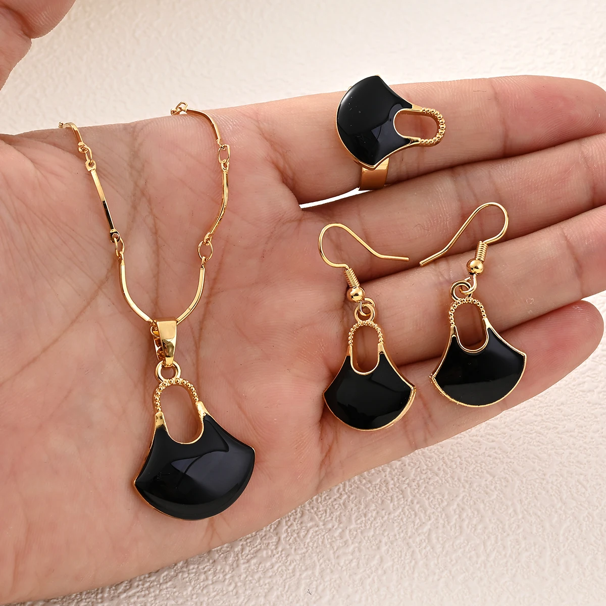 Stylish Black Bilum Pendant Necklaces Earrings Ring Gold Color PNG Jewellery Set Papua New Guinea
Stylish Black Bilum Pendant Necklaces Earrings Ring Gold Color PNG Jewellery Set Papua New Guinea