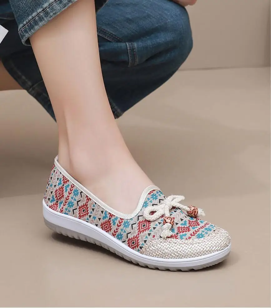 Women's summer breathable mesh flat shoes women's shoes casual sneakers shoes
Women's summer breathable mesh flat shoes women's shoes casual sneakers shoes