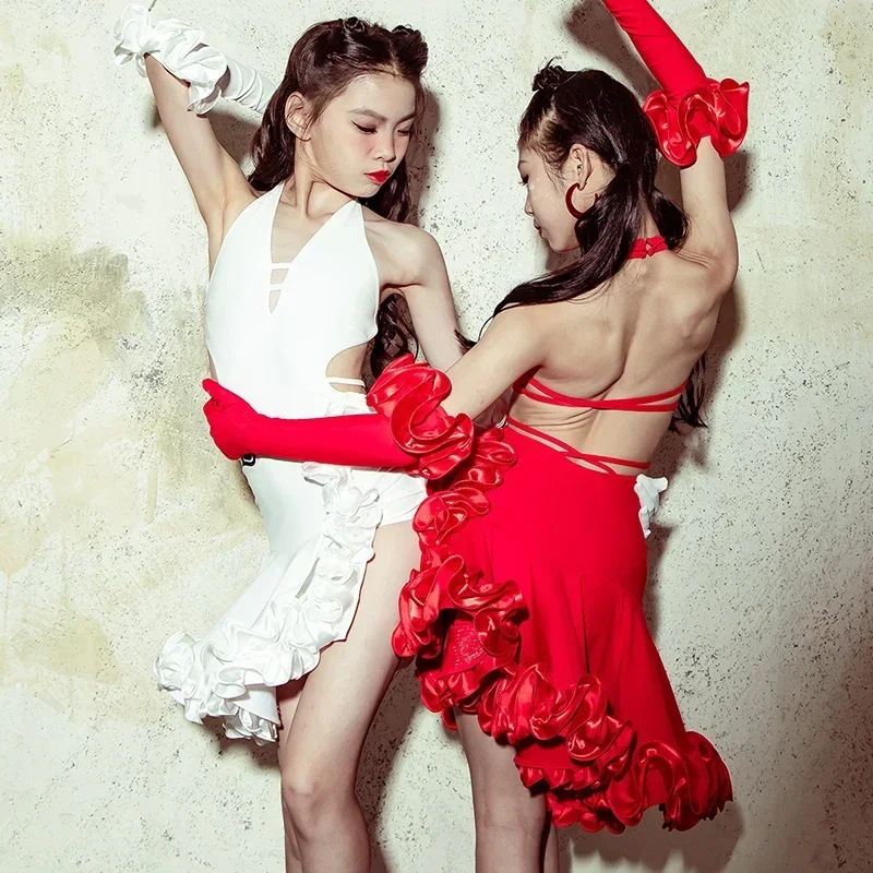 2024 Girls Latin Dance Competition Dress Red White Floral Performance Costume Rumba Ballroom Dance Clothes Stage Wear
2024 Girls Latin Dance Competition Dress Red White Floral Performance Costume Rumba Ballroom Dance Clothes Stage Wear