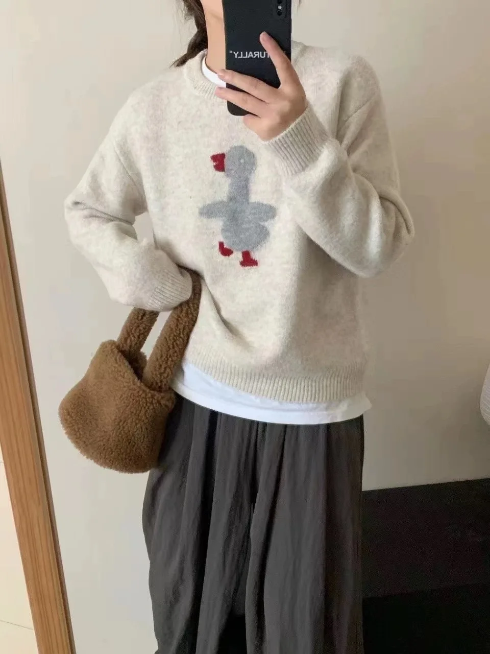 2024 Autumn/Winter Women's Popular Embroidered O-neck Cashmere Hoodie Embroidered Cashmere Top Hoodie Women's Sweater
2024 Autumn/Winter Women's Popular Embroidered O-neck Cashmere Hoodie Embroidered Cashmere Top Hoodie Women's Sweater