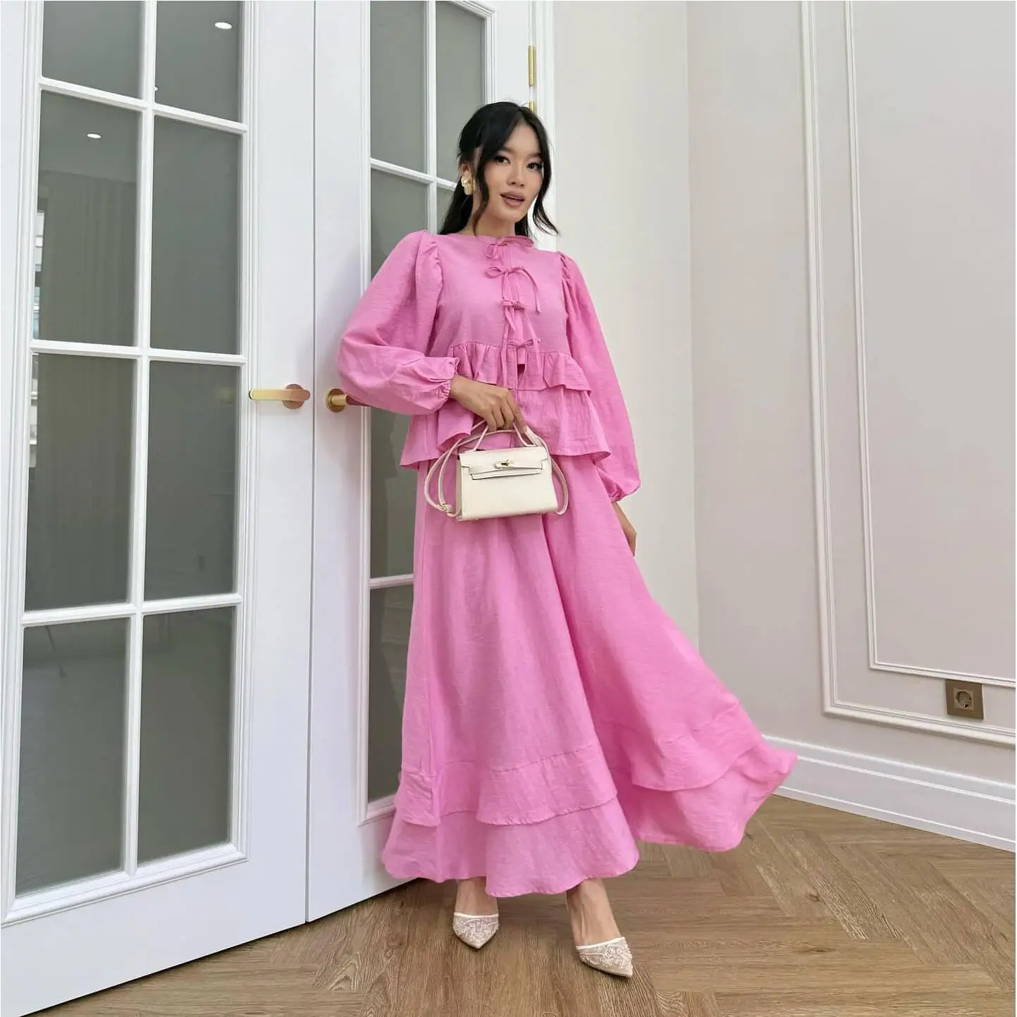 Pure Color Belted round Neck Sleeveless Top And Skirt Set Casual European Style Polyester Fiber Women's Spring Fashion
Pure Color Belted round Neck Sleeveless Top And Skirt Set Casual European Style Polyester Fiber Women's Spring Fashion