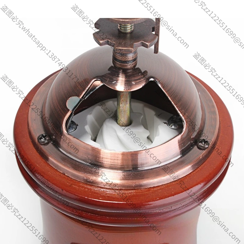 Подходит для классической деревянной ручной кофемолки BM-145, с керамическим жерновом.
Подходит для классической деревянной ручной кофемолки BM-145, с керамическим жерновом.