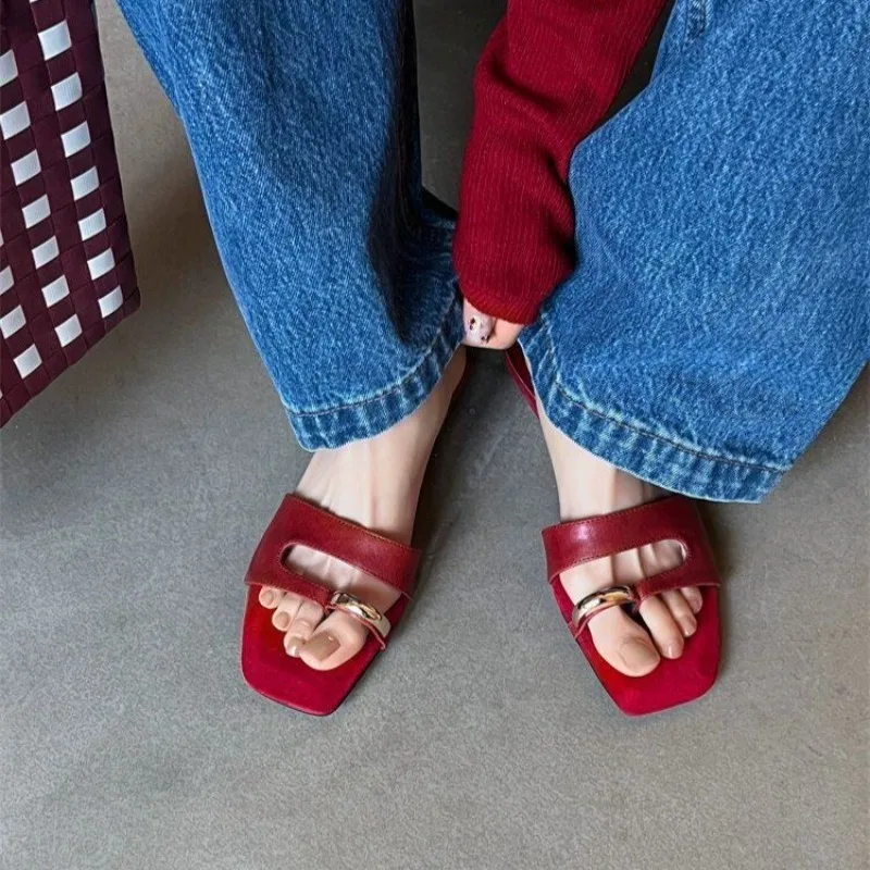 2026 New Womens Shoes Elegant French Style Flat Slippers for Woman Fashion Vacation Casual Shoes Designer Shoes Zapatos De Mujer
2026 New Womens Shoes Elegant French Style Flat Slippers for Woman Fashion Vacation Casual Shoes Designer Shoes Zapatos De Mujer