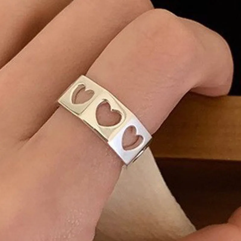 925 Sterling Silver Hollowed Heart Rings For Women Engagement Wedding Luxury Jewelry Prevent Allergy Jewellery Argent 925
925 Sterling Silver Hollowed Heart Rings For Women Engagement Wedding Luxury Jewelry Prevent Allergy Jewellery Argent 925