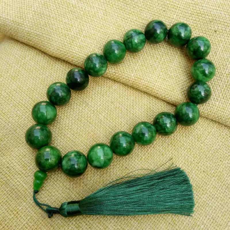 Jade Round Beads Buddha Beads Emerald Eighteen Beads Handheld Buddha Beads Jade Bracelet
Jade Round Beads Buddha Beads Emerald Eighteen Beads Handheld Buddha Beads Jade Bracelet
