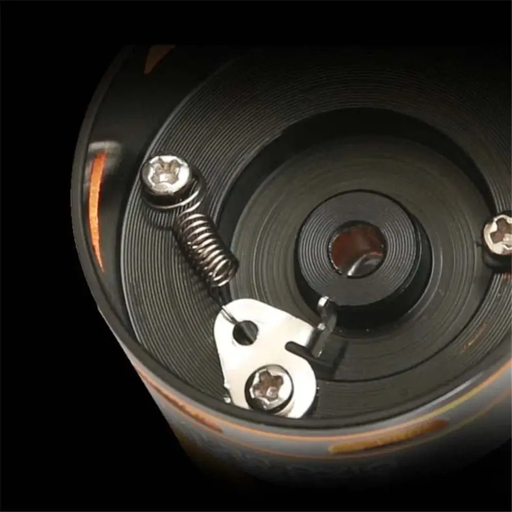 800 Series Fishing Reel Metal Coil Folding Rocker Small Spinning Reel 5KG Max Drag 5.2:1 Mini Fishing Reel Freshwater
800 Series Fishing Reel Metal Coil Folding Rocker Small Spinning Reel 5KG Max Drag 5.2:1 Mini Fishing Reel Freshwater