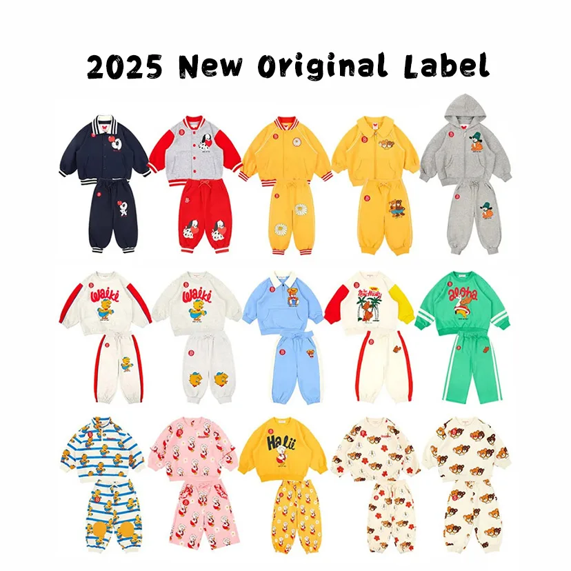 Korean 2025 Spring Boys' Cartoon Hoodie Jacket Set - Pure Cotton Casual Sportswear Kids Clothing Cartoon Print Outdoor Playw
Korean 2025 Spring Boys' Cartoon Hoodie Jacket Set - Pure Cotton Casual Sportswear Kids Clothing Cartoon Print Outdoor Playw