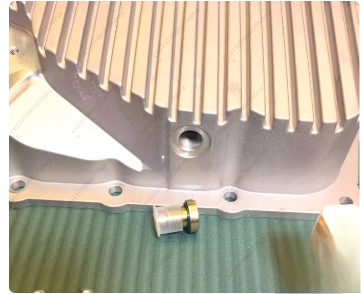 Modified Aluminum Oil Pan 6th Generation Golf EA888 TSI GTI Magotan, Performance Upgrades Enhanced Engine Durability
Modified Aluminum Oil Pan 6th Generation Golf EA888 TSI GTI Magotan, Performance Upgrades Enhanced Engine Durability