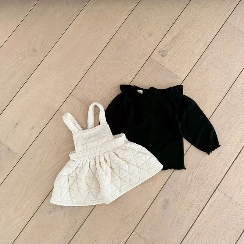 2024 Winter New Baby Girl Sleeveless Strap Dress Solid Girls Cotton Padded Dress Kids Thick Warm Casual Dress Infant Clothes
2024 Winter New Baby Girl Sleeveless Strap Dress Solid Girls Cotton Padded Dress Kids Thick Warm Casual Dress Infant Clothes