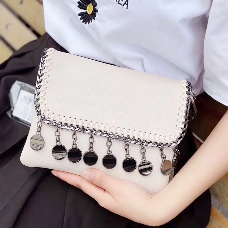 Women's Tassel Chain Small Satchels Bag New Trendy Mini Crossbody Bag Girl Versatile Korean One Shoulder Personality Fashion Bag
Women's Tassel Chain Small Satchels Bag New Trendy Mini Crossbody Bag Girl Versatile Korean One Shoulder Personality Fashion Bag