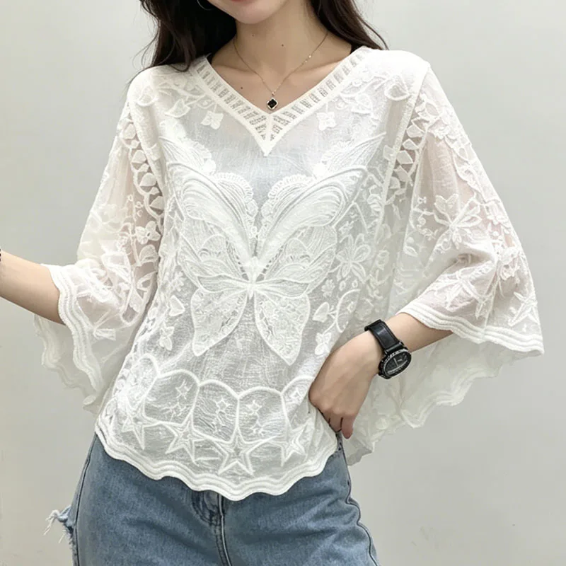 Flare Sleeve Embroidery White Blouse Summer Elegant Lace Woman Loose Women Shirt Casual O-neck Tops Blusas Female Clothing 25897
Flare Sleeve Embroidery White Blouse Summer Elegant Lace Woman Loose Women Shirt Casual O-neck Tops Blusas Female Clothing 25897