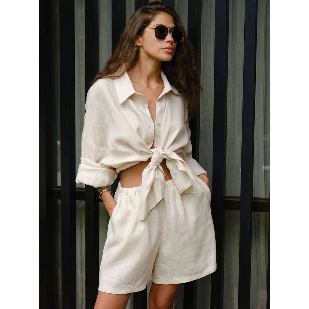 Summer New Women's Casual Loose Long Sleeve Shirt Shorts Set Vacation Style Cotton Material Color Fashionable Outfit
Summer New Women's Casual Loose Long Sleeve Shirt Shorts Set Vacation Style Cotton Material Color Fashionable Outfit