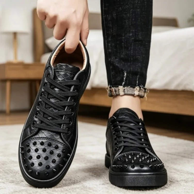 2026 New Men's Casual Shoes Comfortable Soft Punk Style Board Shoes Fashion Nail Anti Slip Wear Resistant Personalized Sneakers
2026 New Men's Casual Shoes Comfortable Soft Punk Style Board Shoes Fashion Nail Anti Slip Wear Resistant Personalized Sneakers