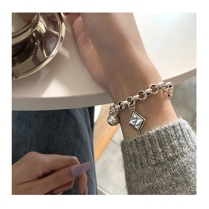 Cold Wind Retro English Square Bracelet Female Korean Version Hong Kong Style Internet Celebrity Niche Design Ball Hip Hop Jewel
Cold Wind Retro English Square Bracelet Female Korean Version Hong Kong Style Internet Celebrity Niche Design Ball Hip Hop Jewel