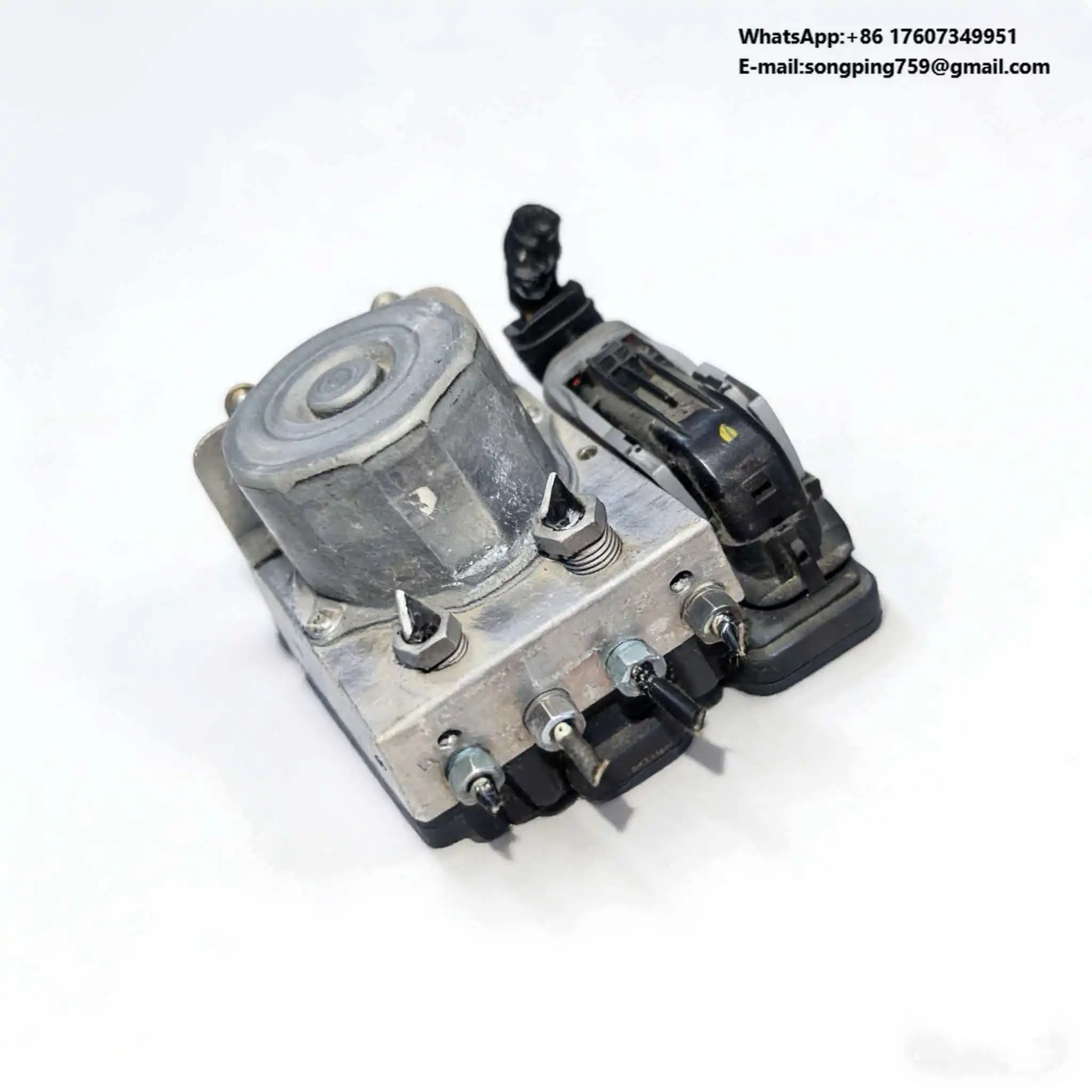 For Porsche Bockstetter ABS Pump 98135575502
For Porsche Bockstetter ABS Pump 98135575502
