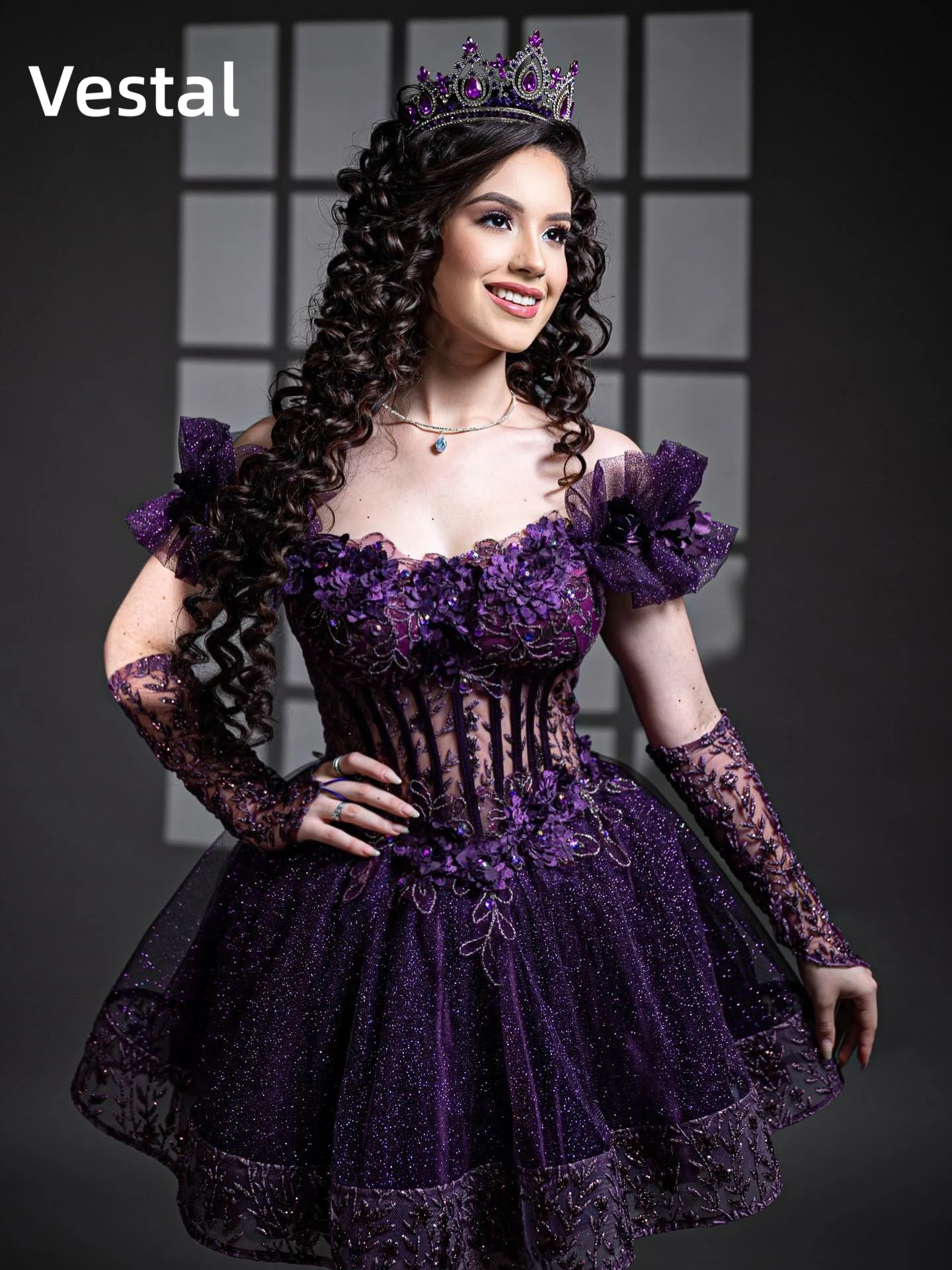 Purple Quinceañera Dress Off-the-Shoulder Short Ball Gown with 3D Floral Appliques Sweet 16 Prom Dress Customized
Purple Quinceañera Dress Off-the-Shoulder Short Ball Gown with 3D Floral Appliques Sweet 16 Prom Dress Customized