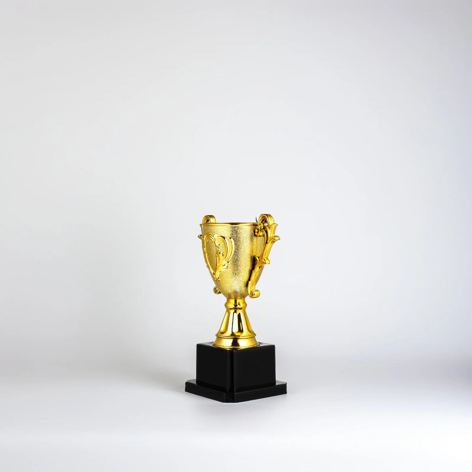 Children Trophy Mini Award for Sports Competitions Kids Toys Plastic Soccer Gifts Bowling Prize Sports Day Event Reward
Children Trophy Mini Award for Sports Competitions Kids Toys Plastic Soccer Gifts Bowling Prize Sports Day Event Reward