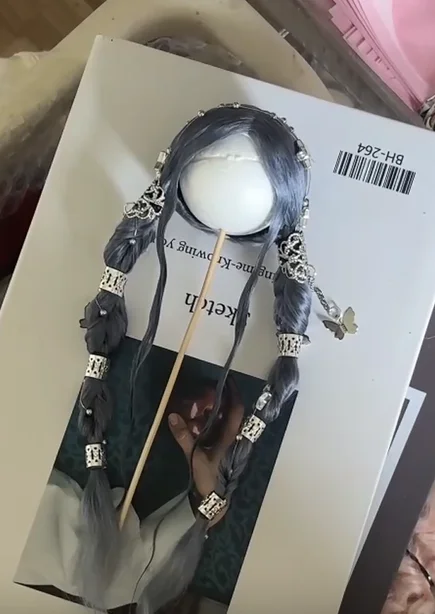 Handmade BJD Wigs for 1/6 & 1/4 Dolls: Custom Mohair Wigs in Straight, Braided & Updo Styles - Ball Jointed Doll Hair
Handmade BJD Wigs for 1/6 & 1/4 Dolls: Custom Mohair Wigs in Straight, Braided & Updo Styles - Ball Jointed Doll Hair