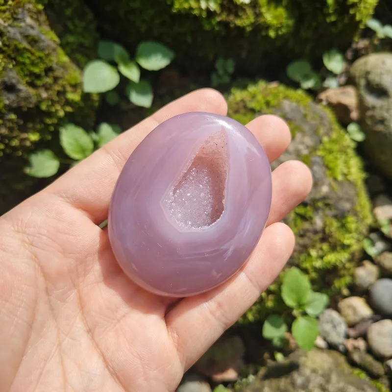 Artificial Pink Agate Palm Stone Hand-carved Suitable for Home Décor Valentine's Day Gifts Agate Jewelry
Artificial Pink Agate Palm Stone Hand-carved Suitable for Home Décor Valentine's Day Gifts Agate Jewelry
