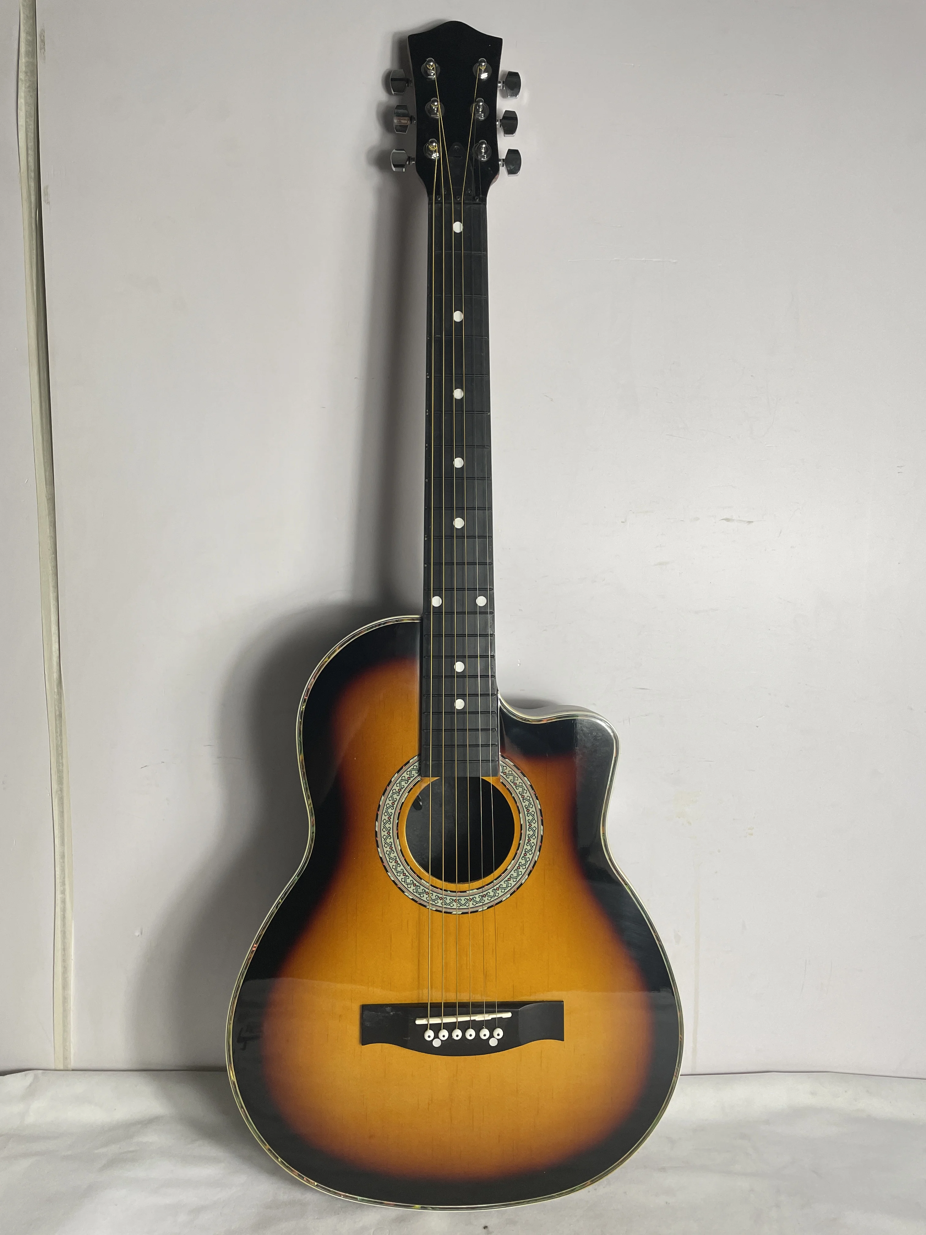 39 inch acoustic guitar, 39 inch, 20 pin, Sunset spruce panel, popular wood acoustic guitar
39 inch acoustic guitar, 39 inch, 20 pin, Sunset spruce panel, popular wood acoustic guitar